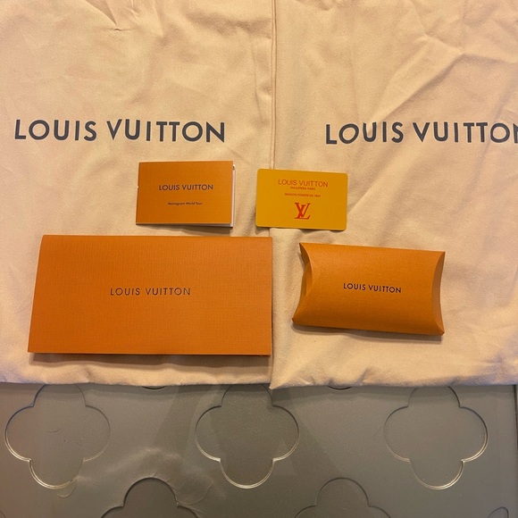 LV Runners size 13 for Sale Brand New, never worn, need to get rid of them - Picture 8 of 11